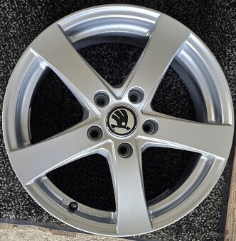 5x112-r16-Dezent,6,5J,e46 + možnosť pneu - 5