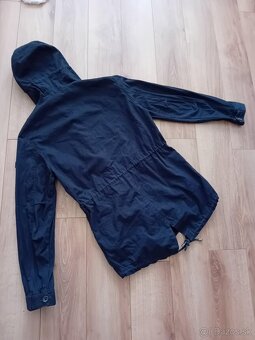Prechodná bunda, GUESS, velk. M - 5