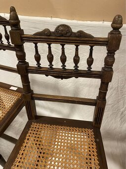 Starozitne stoličky, drevo, vyplet, bazar, 15 eur/ kus - 5