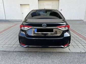 Toyota Corolla sedan 1.8 Hybrid e-CVT Comfort Tech Style - 5