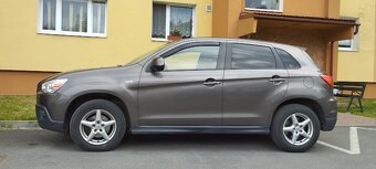 Mitsubishi ASX - 5