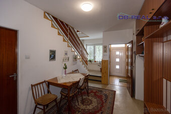 Predaj 4izb trojpodlažného rod. domu 191m2 pozemok 400m2 - 5
