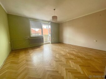 MH268- Na predaj svojpomovný 3 izbový byt s balkónom a garáž - 5