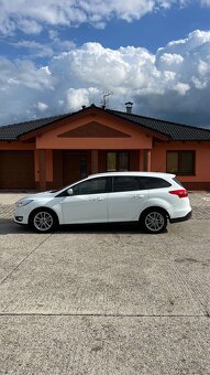 Predam Ford Focus Combi MK4 - 5