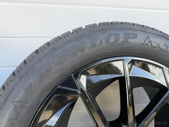 ORIGINAL HYUNDAI DISKY 5x114,3 R19 235/55 R19 ZIMA BLACK - 5