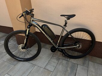 Specialized rockhopper 29” E-bike - 5