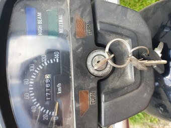 Yamaha SR125 - 5