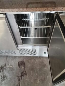 PREDAM PROFESIONÁLNY GASTRO CHLADIACI PIZZA STÔL REDFOX - 5