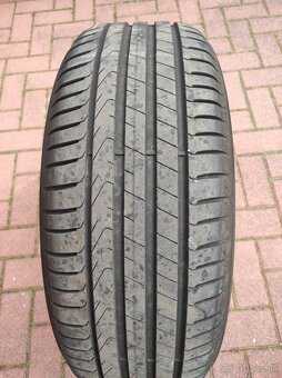 Pirelli cinturato 215/55 R17 letné 4 ks - 5