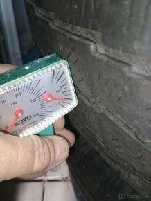 Michelin Agilis Alpin 215/60 R17 C - 5