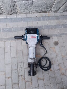 Bouracie kladivo Bosch GSH 27VC - 5