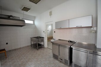 Na predaj podnikateľský priestor na rôzne účely, Galanta - 5