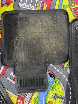 koberceky ,rohoze ,gumy BMW X6,X5 - 5
