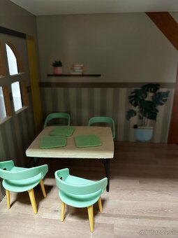 Dreveny domcek pre bábiky s prislusenstvom - 5