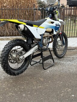 HUSQVARNA FE250 2024 - 5