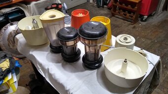 Eta-komunisticky robot-nezmar - 5