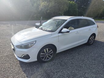 Hyundai i30 combi 4/2019 - 5