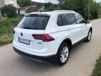 Volkswagen Tiguan Highline 2.0TDI DSG 4Motion - 5