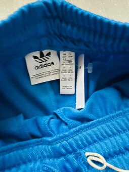 Adidas Originals modré nohavice XS - 5