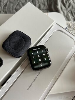Apple Watch Series 4 - 5