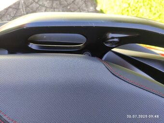 Honda Forza 125 špeciálna edícia - 5