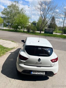 Renault clio - 5