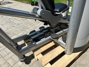 Life Fitness Signature Seated Leg Press - stroj na nohy - 5