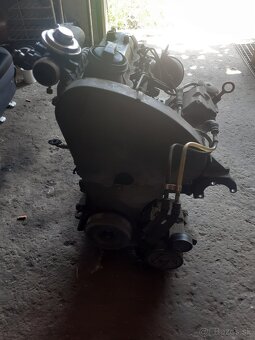 Motor 1.9 tdi 66kw AGR - 5