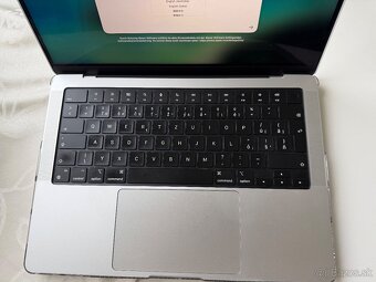 Apple MacBook Pro 14" M2 16GB RAM, 512 GB Silver - 5