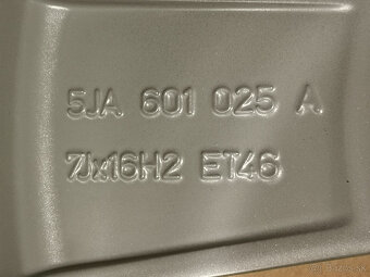 NOVÉ DISKY - Škoda Rapid / Fabia - originál 16" alu - 5
