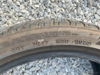 Pneu 225/40 R18 - 5