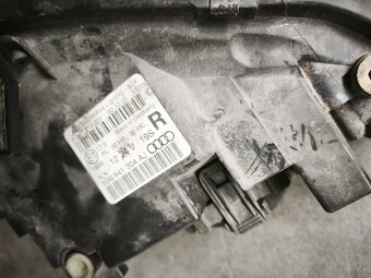 Svetlá Audi A4 B7 - 5