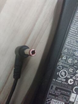 Lenovo Ideapad U350 na diely - 5