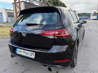 Volkswagen Golf GTI 7,5 Facelift 2.0 TSI Manuál - 5
