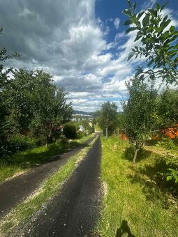Pozemky vhodné na výstavbu chaty v časti Mihaľov - 5