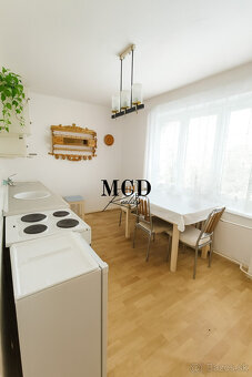 Exkluzívne. 🧱 Priestranný 2-izbový byt v tehlovom dome – Lad - 5