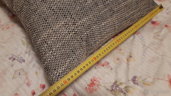 Predám vankúš do obývačky. - 5