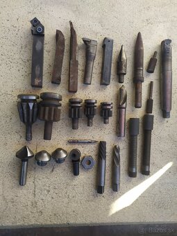Nástroje náradie, príslušenstvo zo zrušenej dielne. - 5