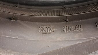 Predám 4ks jazdené letné 235/55r18-100V Pirelli - 5
