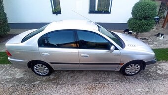 TOYOTA AVENSIS 2,0 d4d - 5