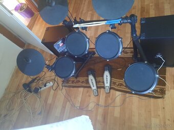 Elektrické bicie Alesis - 5