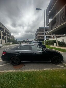 Mercedes benz e550 5.5 V8 - 5