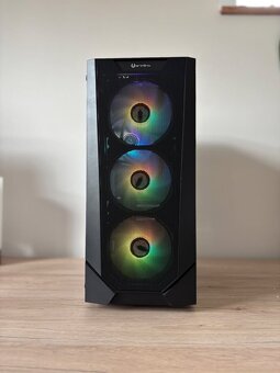 Herný PC R7 5800X / RX 7800XT 16GB / 32GB RAM / 1TB NVMe - 5