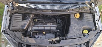 Rozpredám Ford Galaxy 2.3 benzín - 5