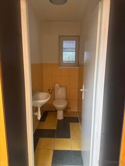 Prenájom kancelárie Kancelársky nábytok - 5