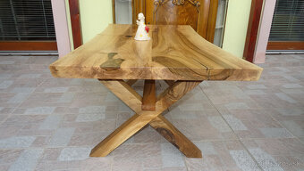 Orechový konferenčný stolik - 5