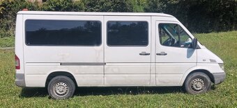 Mercedes sprinter 208 2.2CDI 9miest M1 osobne auto malo KILO - 5