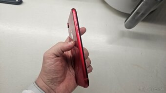 Apple iPhone XR RED - opotrebovaný, funkčný - 5