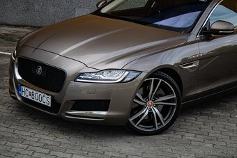 Jaguar XF 3.0D TDV6 - 5