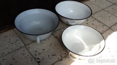 Váha, kandlička, zrkadlo, nádoby, vešiak, nôž,....... - 5